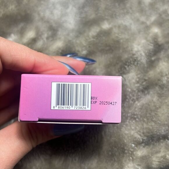 BNWT - KAJA LOVE SWIPE LIP MOUSSE - 03 EVERYGIRL - Picture 3 of 5